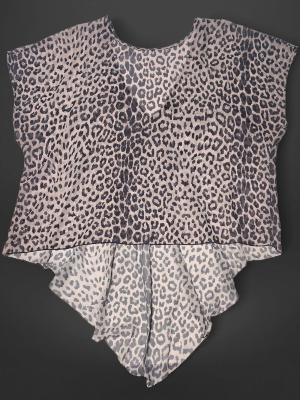 Torrid Hi-Low Sheer Flowy Leopard Wild Print Blouse (5X)